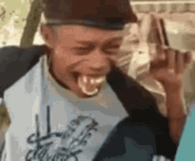 laughing-gif-37.gif