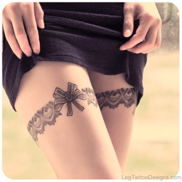 Unique-Bow-Tattoo-On-Thigh.jpg