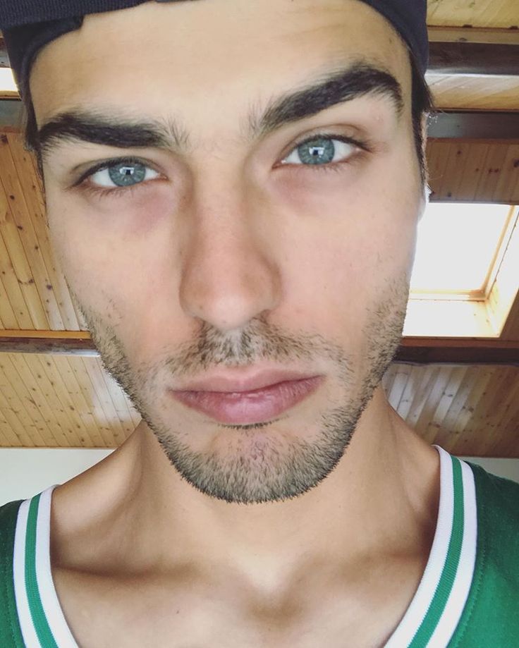 Alessandro Dellisola en Instagram: “Presa male o presa bene? . Good vibes  or bad vibes?”