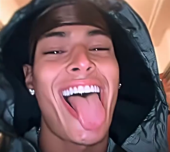 1764169943791
