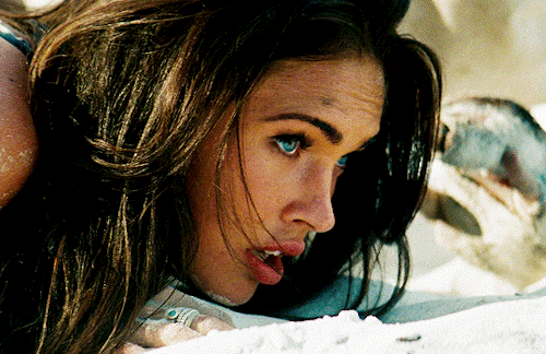 54a18f59fd30480f93fe8359615c4e39.gif