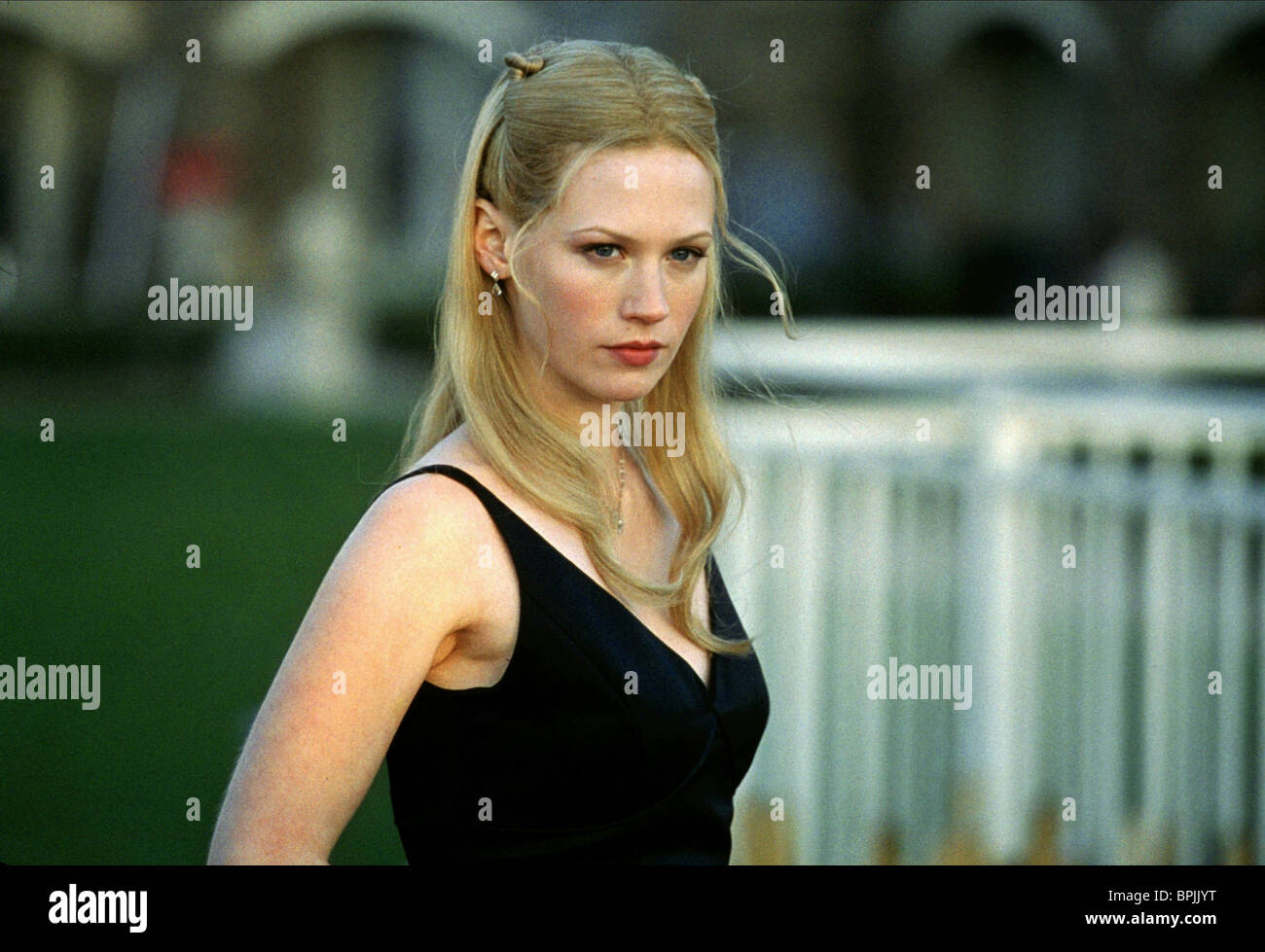 january-jones-american-wedding-american-pie-3-2003-BPJJYT.jpg