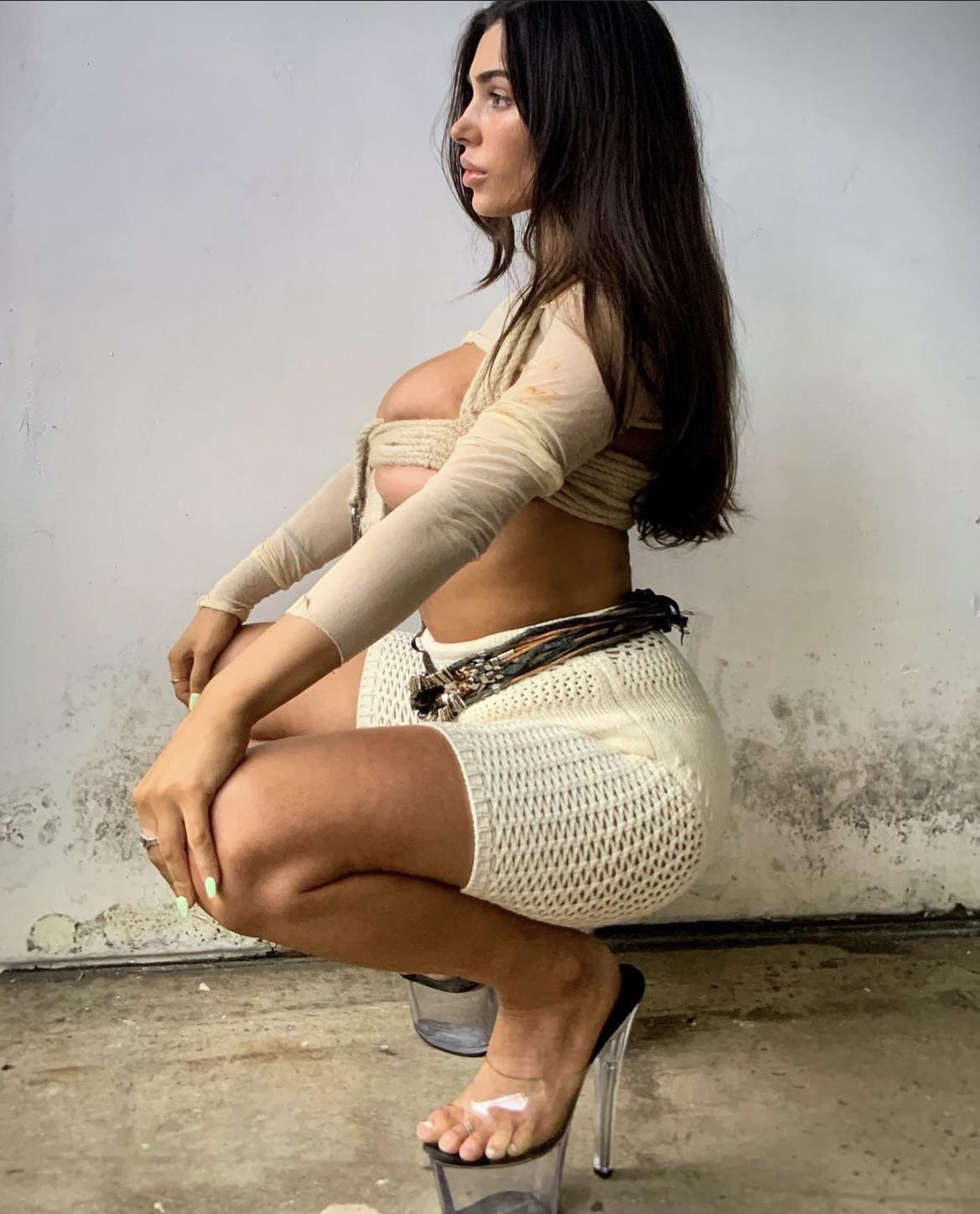 Bianca-Censori.jpg