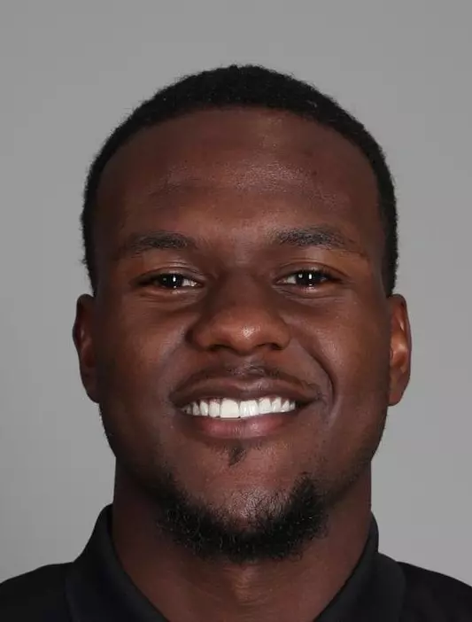 BU_MBB_Allen_Darius_18_19_Headshot.jpg
