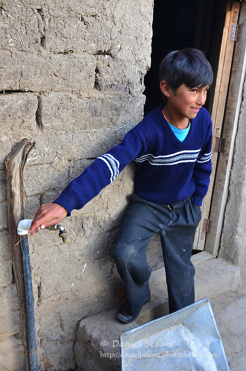 20130226-0196-quechua-boy-bolivia.jpg