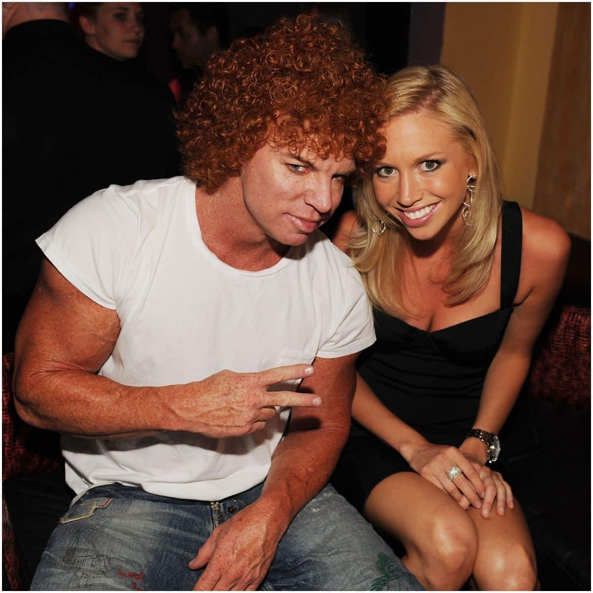 Carrot-Top-and-girlfriend-Amanda-Hogan.jpg