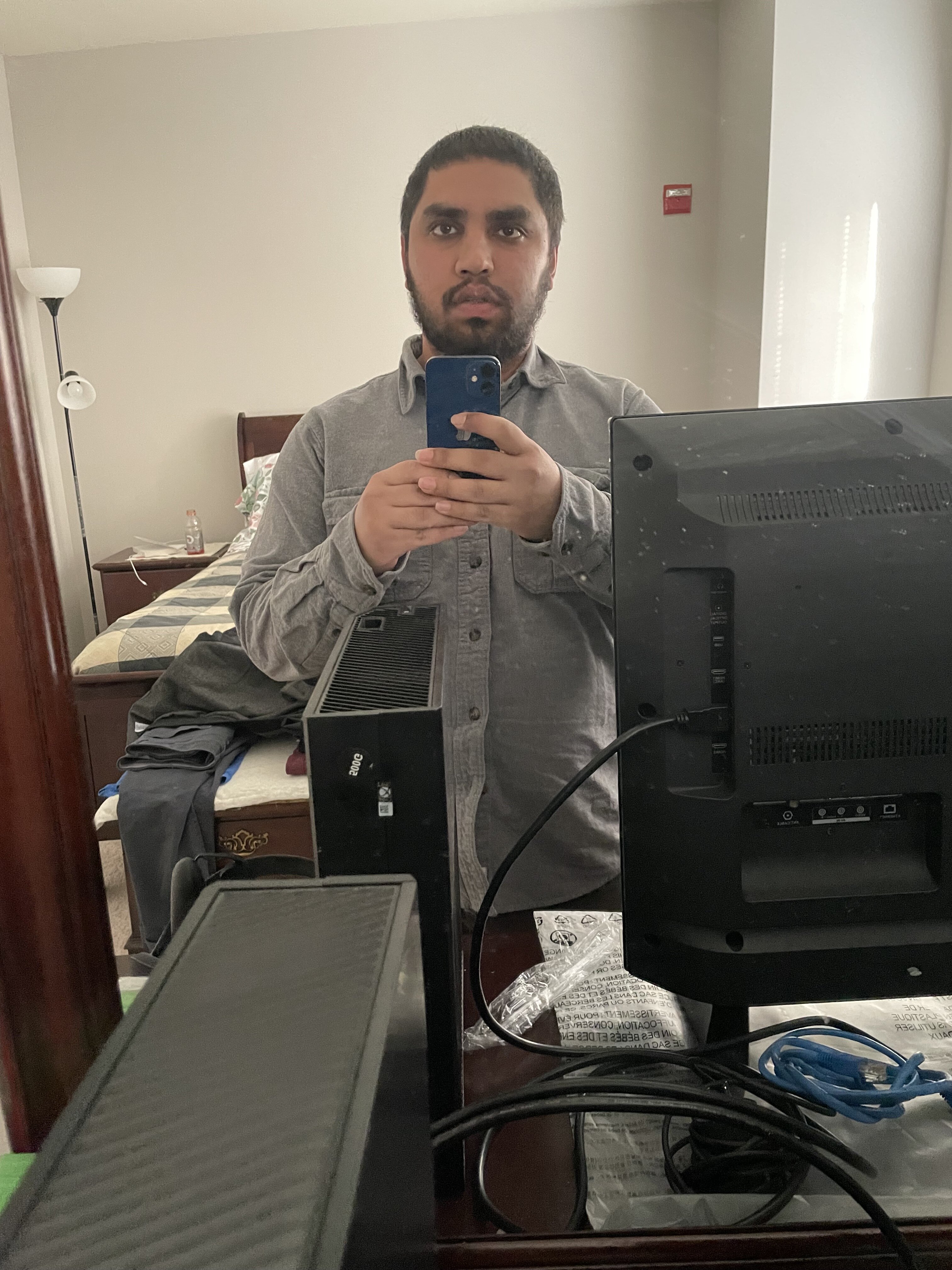 2697740_mirror_selfie.jpg