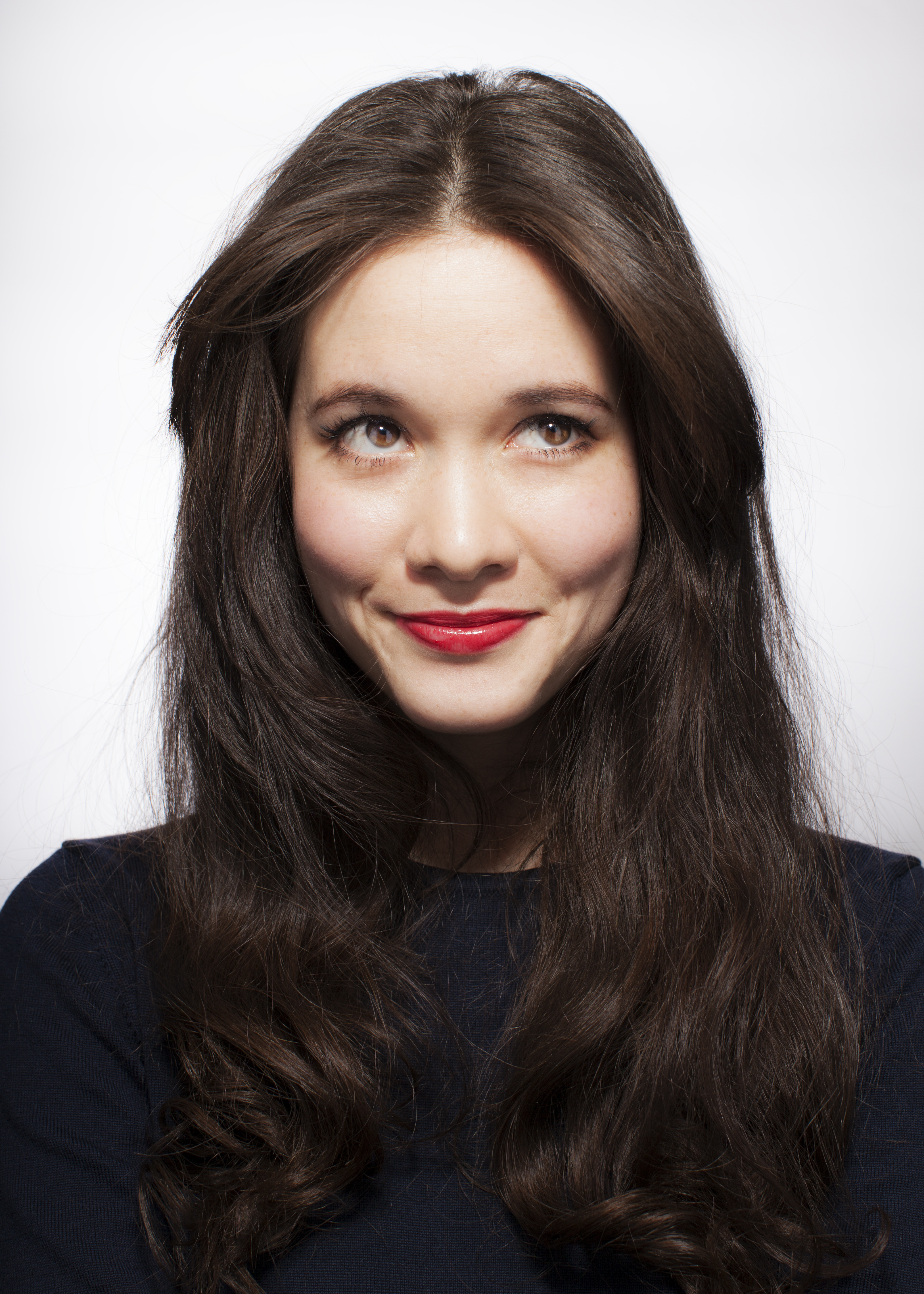 Headshot_of_the_actress_Augusta_Xu-Holland.JPG