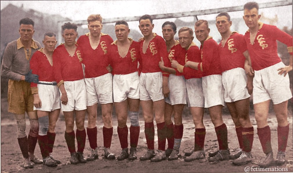Soviet_union_football_team_1927.jpg