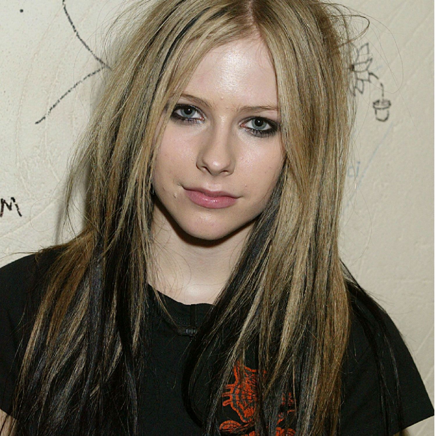avril-lede.jpg