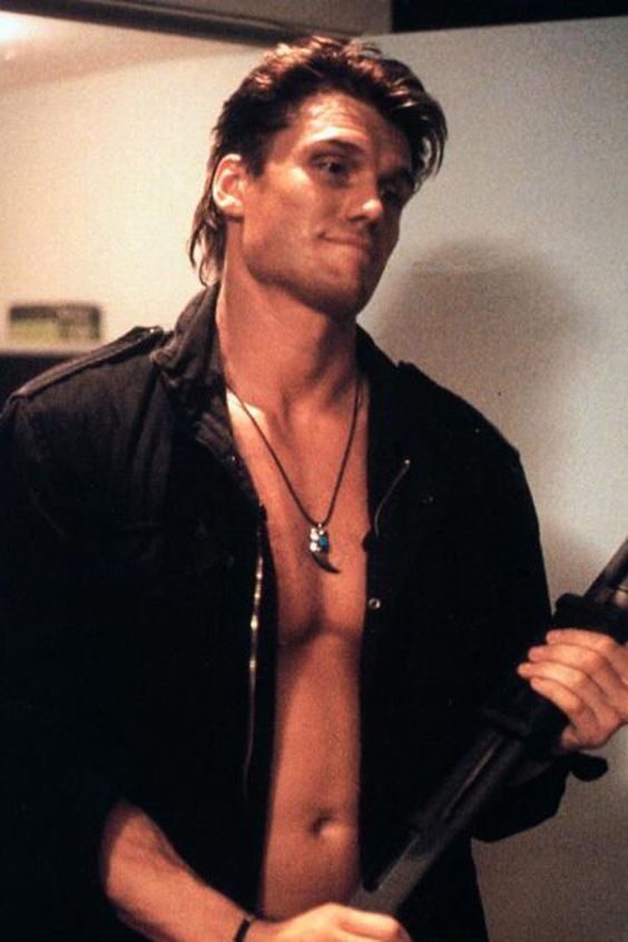 Dolph-Lundgren-the-80s-42744693-564-846.jpg