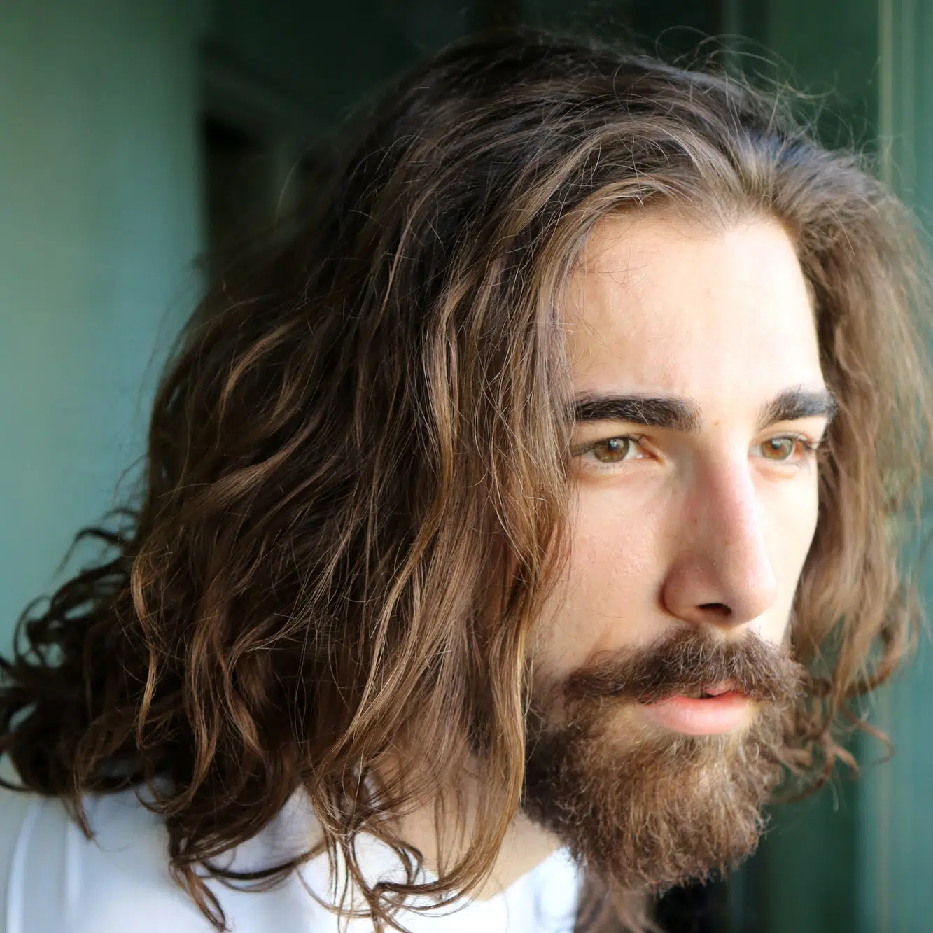 Wonderful-Wavy-Hairstyles-for-Men.jpg