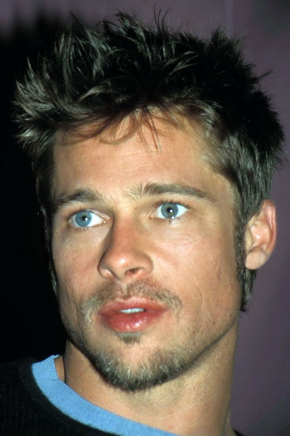 Brad Pitt: straight brown hair and blue eyes... before he started ...