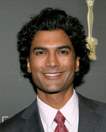 sendhil_ramamurthy.jpg