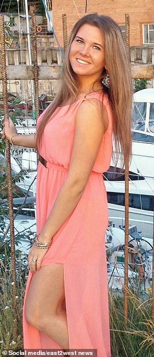 68783005-12566859-Oxana_Mironova-a-35_1695823903684.jpg