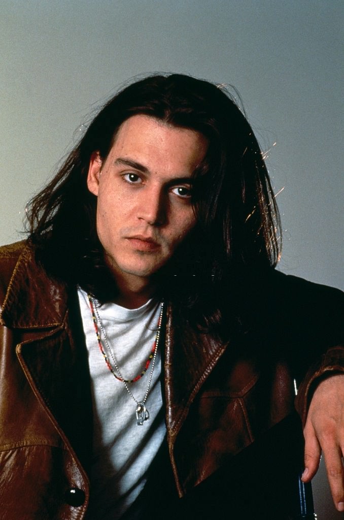 Young_Johnny_Depp_40.jpg
