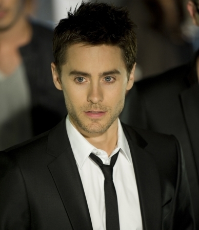 Hugo-Boss-Photoshoot-jared-leto-21429114-388-450.jpg