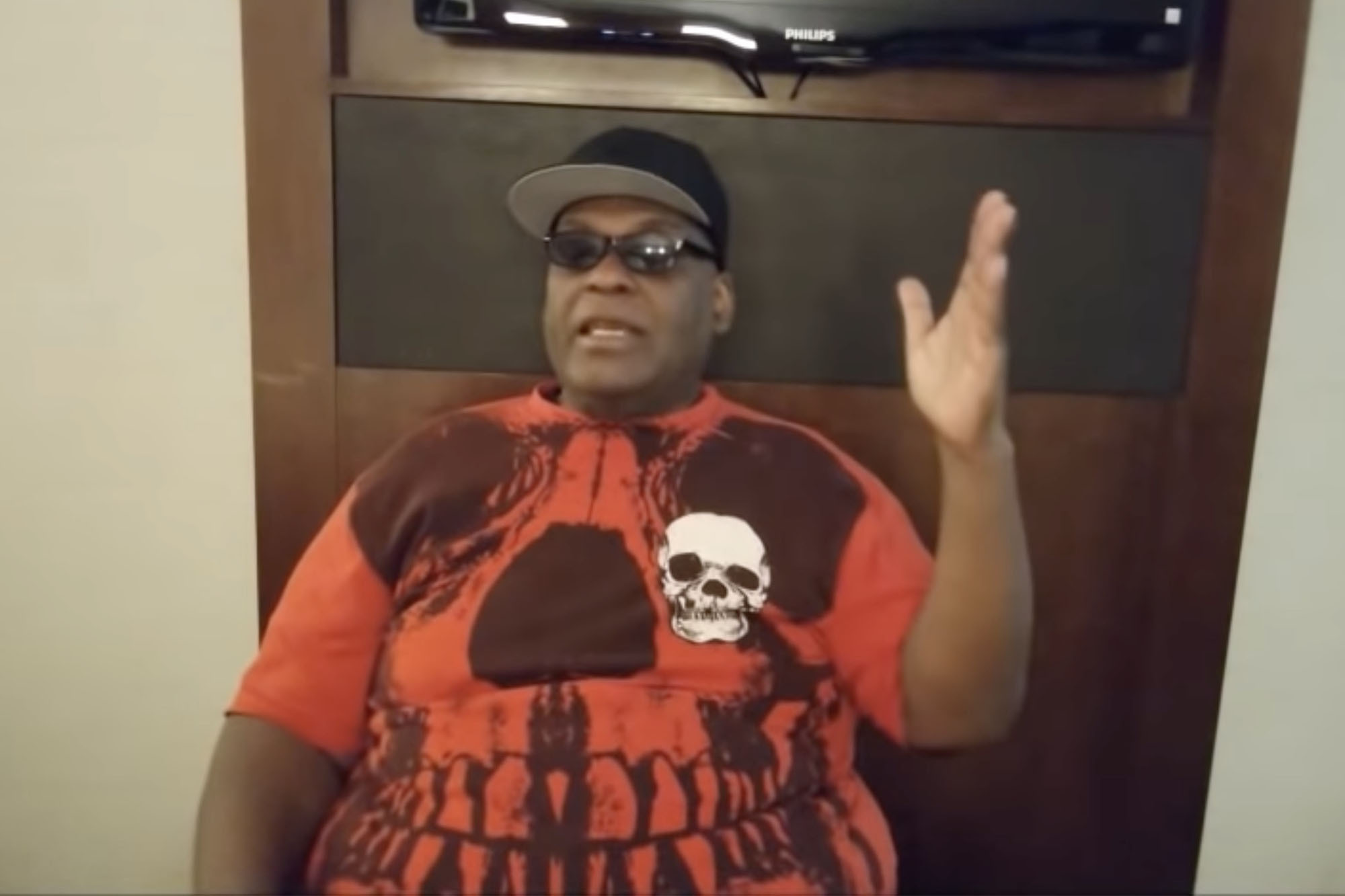 B5ONqCa.jpg