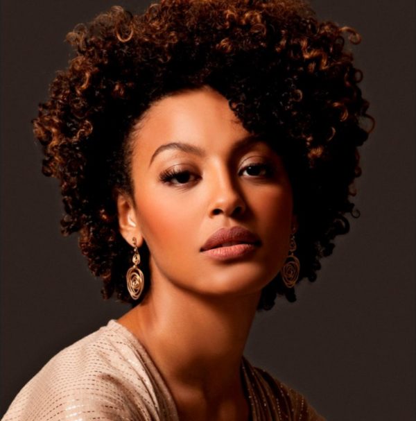Sheron-Menezzes-600x607.jpg