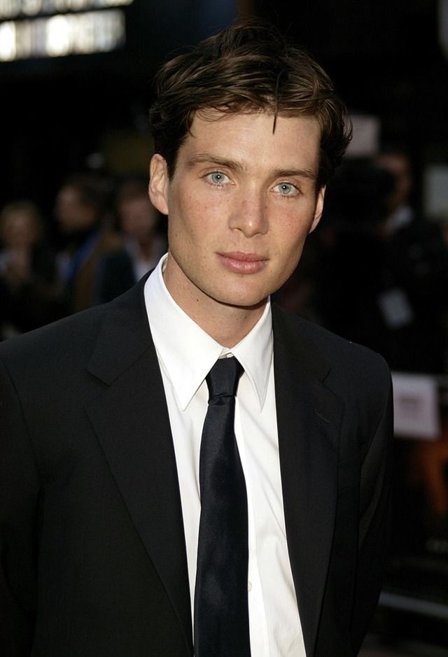 Daily dose of Cillian Murphy — Cillian Murphy at the premiere of Batman  Begins... | Cillian murphy, Cillian murphy young, Cillian murphy peaky  blinders