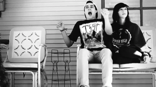 yawn-couple.gif