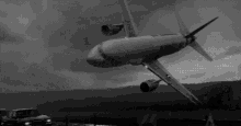 Airplane Crash GIFs | Tenor