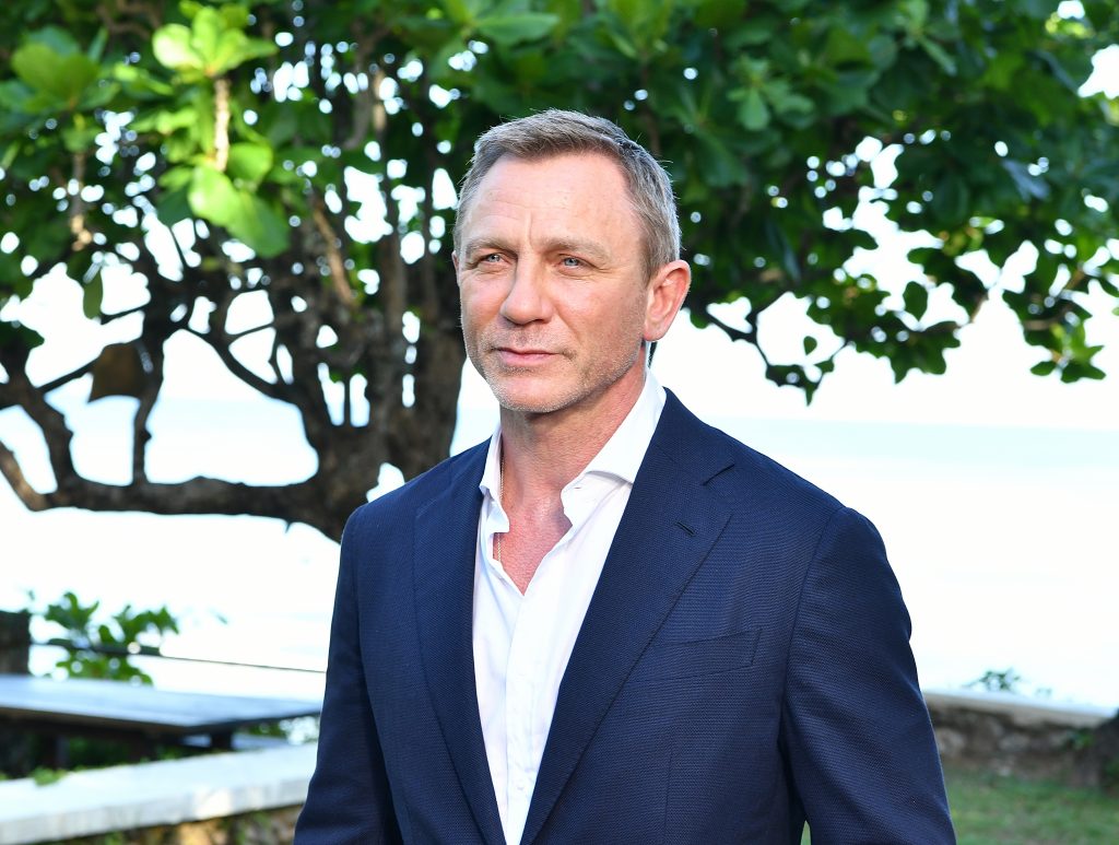 james-bond-h%C3%B6rt-auf--1024x773.jpg