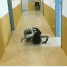 crawling-horror.gif