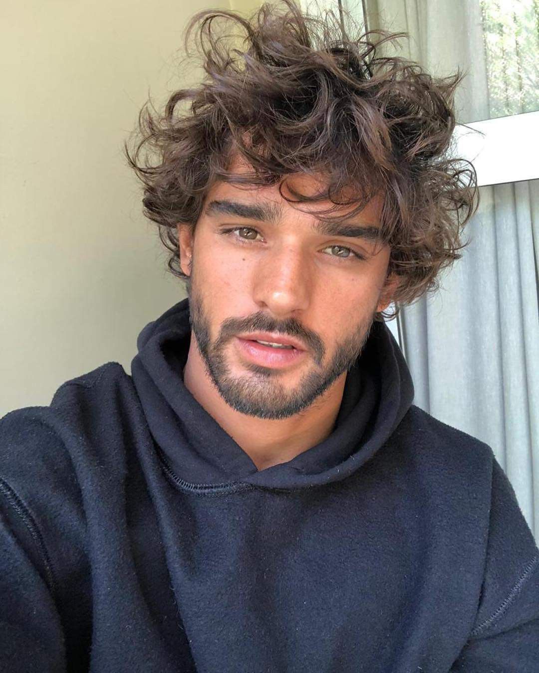 Sweet Marlon | Marlon teixeira, Brown hair men, Brazilian male model