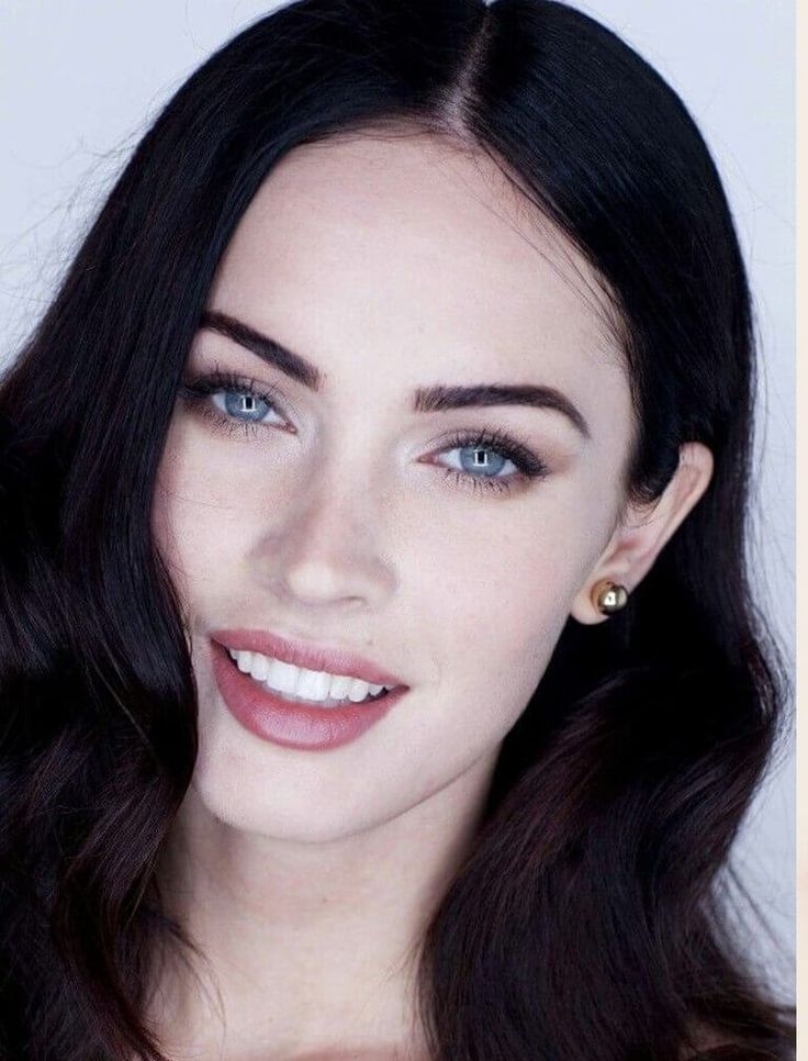 Natural Makeup Look For Fair Skin | Pale Skin Beauty Photos