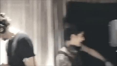 giphy.gif