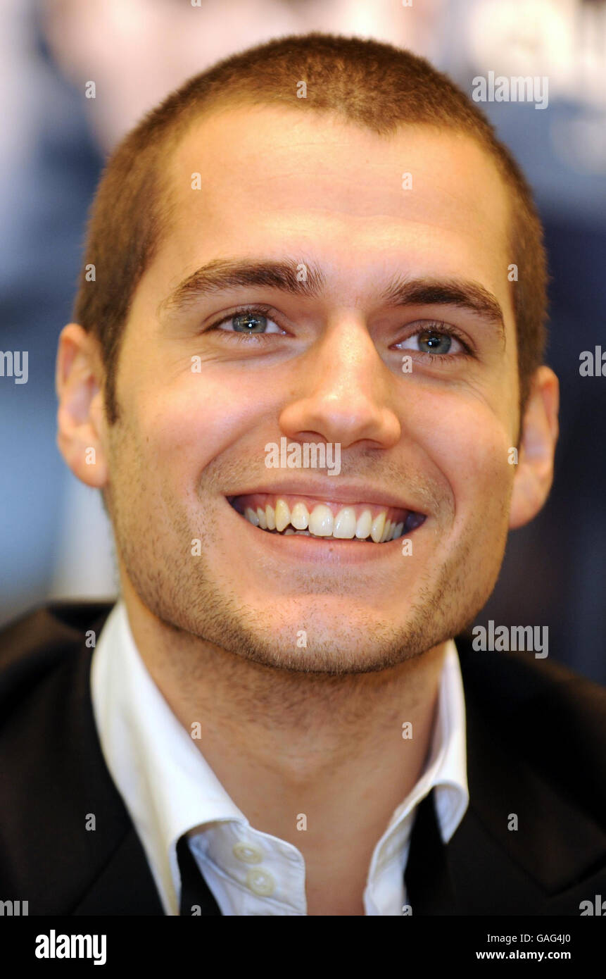 henry-cavill-dunhill-london-fragrance-launch-london-GAG4J0.jpg