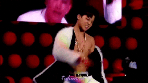 giphy.gif