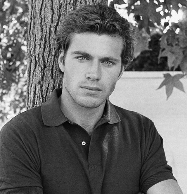 jon-erik-hexum_a277364_hBY5Bbl.jpg