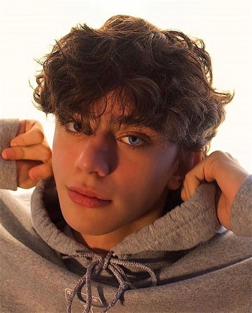 hottest_eboy_haircut_for_2023-min.jpg