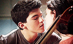 4f98edf94ba65bec0f2dbce49527b9f276da4ca6r1-245-150_hq.gif