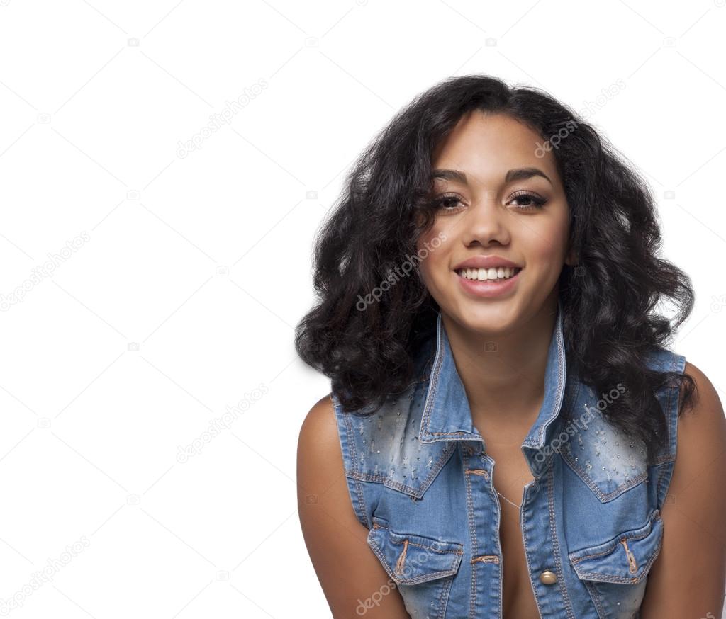 depositphotos_103333098-stock-photo-smiling-mulatto-woman.jpg