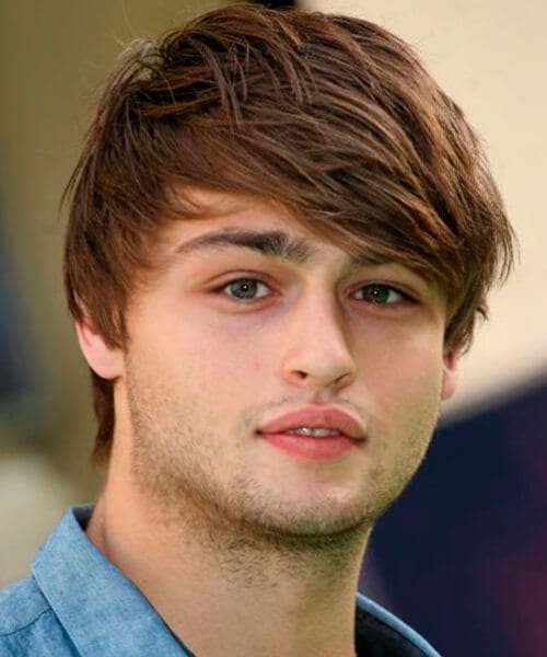 Angular-fringe-hairstyle-for-round-face.jpg