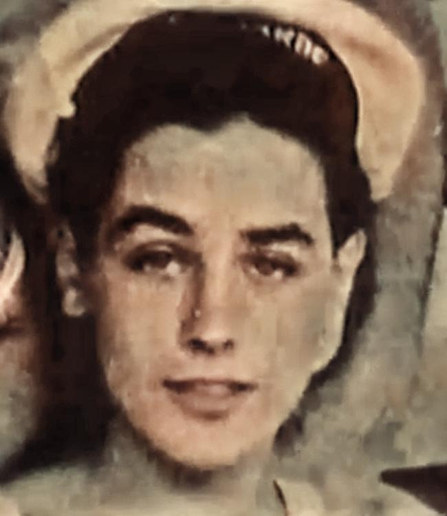 650full-alain-delon.jpg