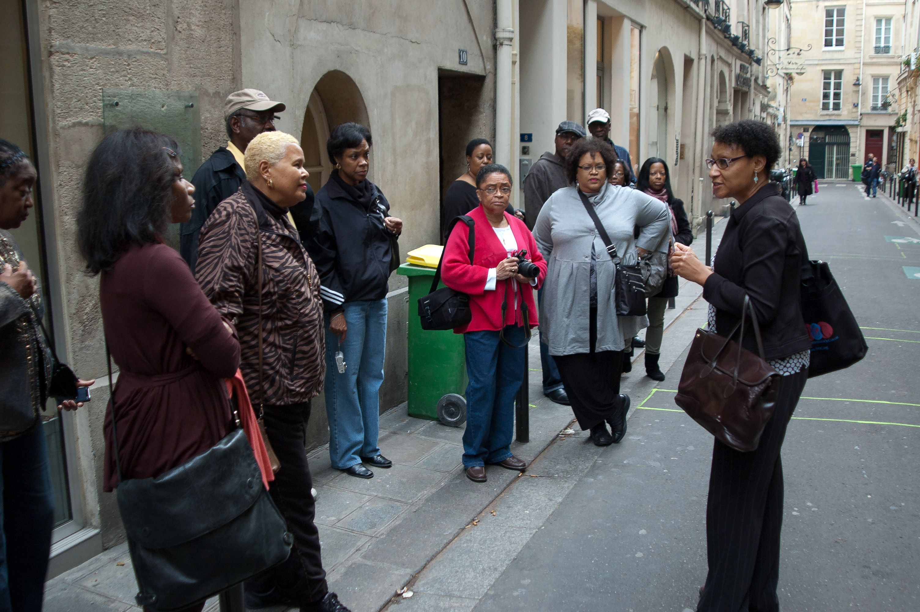 130222155949-african-american-tours-paris.jpg