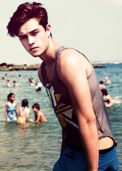 beach-francisco-francisco-lachowski-hot-Favim.com-1149440.jpg