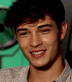 Junkyard charlotte GIF - Find on GIFER