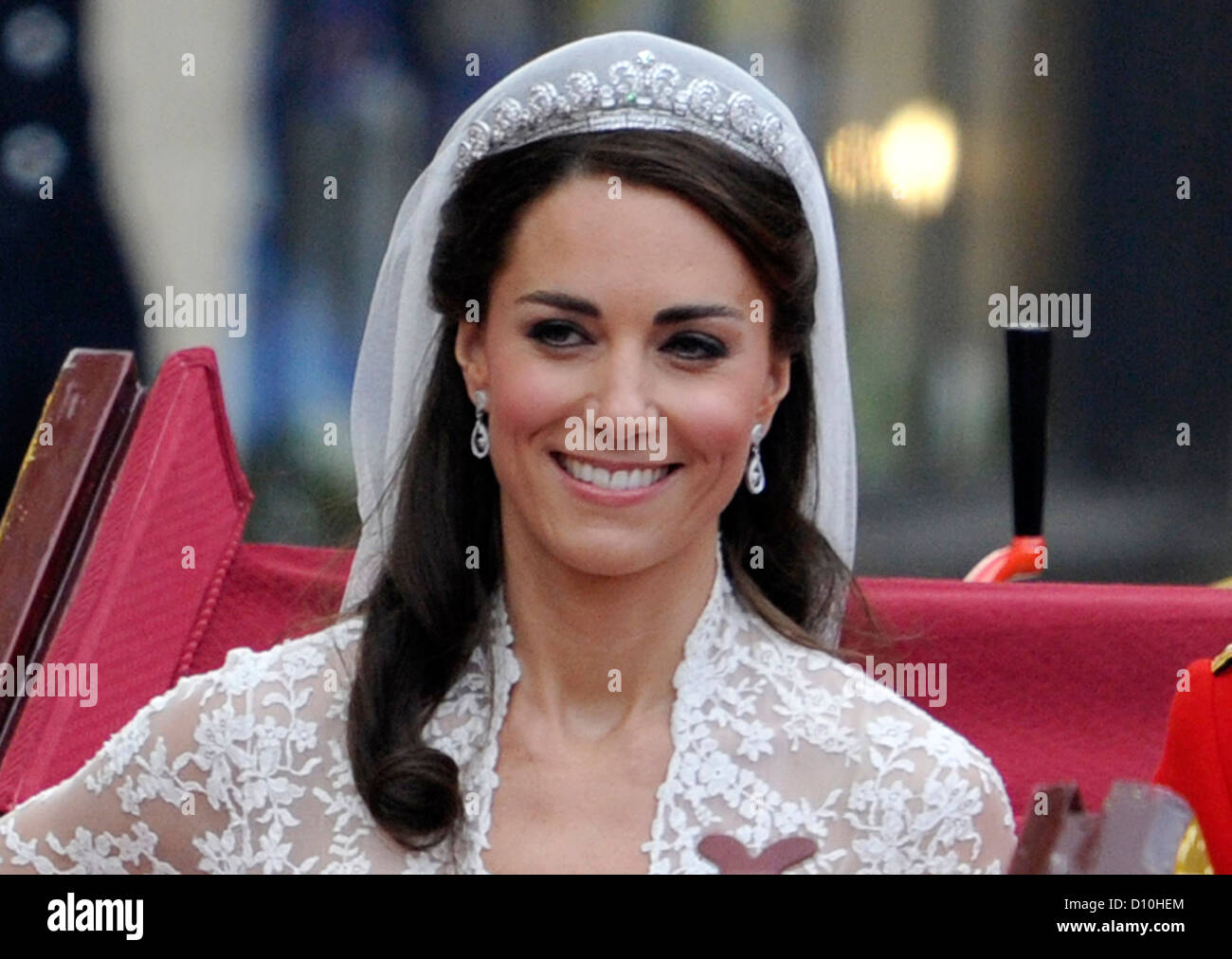 british-princess-catherine-leaves-westminster-abbey-after-the-wedding-D10HEM.jpg