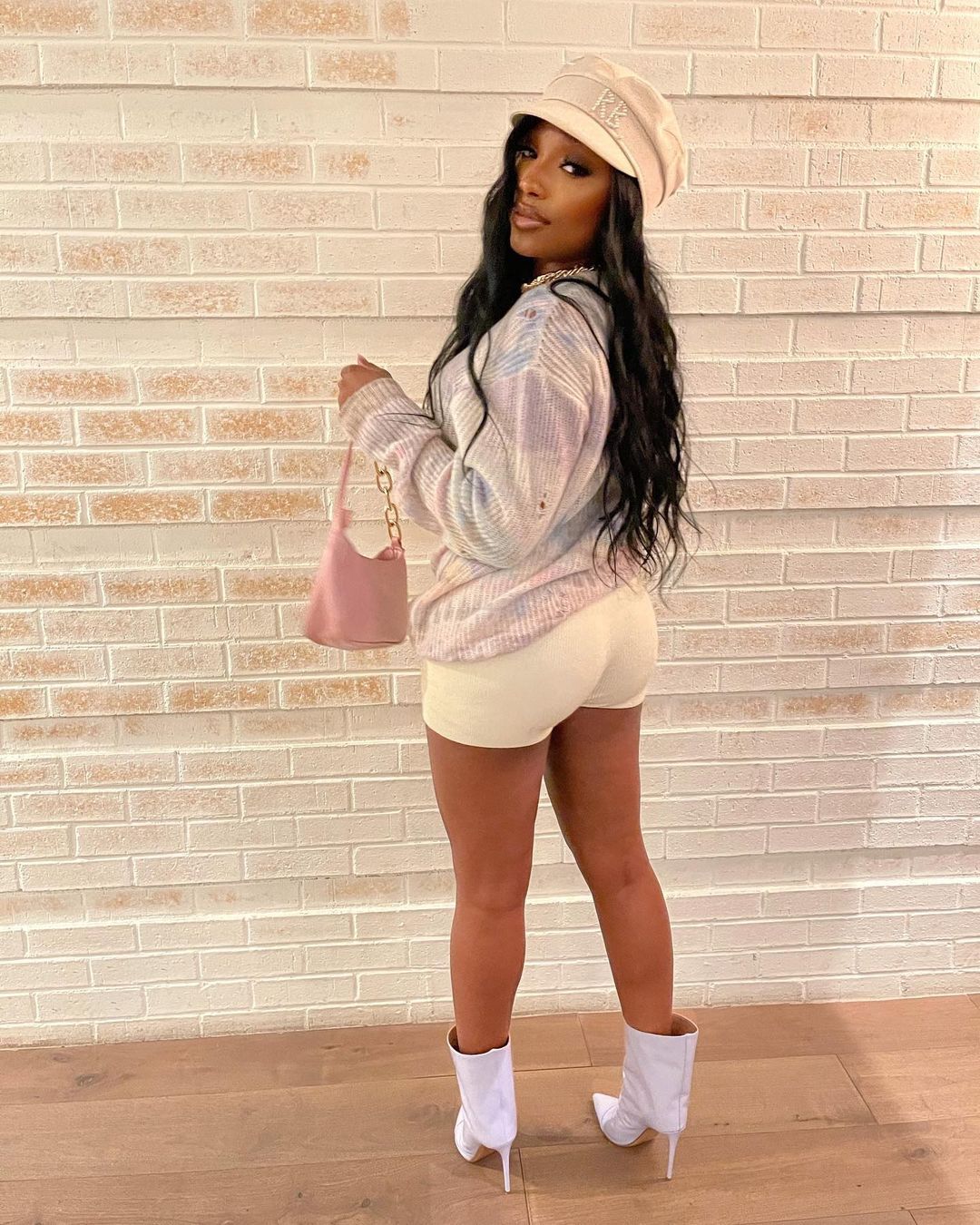 Chalynn Moneè on Instagram: “shawty straight heat, no florida styled by:  @nayaashley” in 2021 | Florida style, Style, Fashion