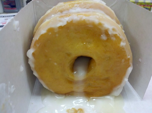 teganxxx92: Daddy got donuts but only left a...
