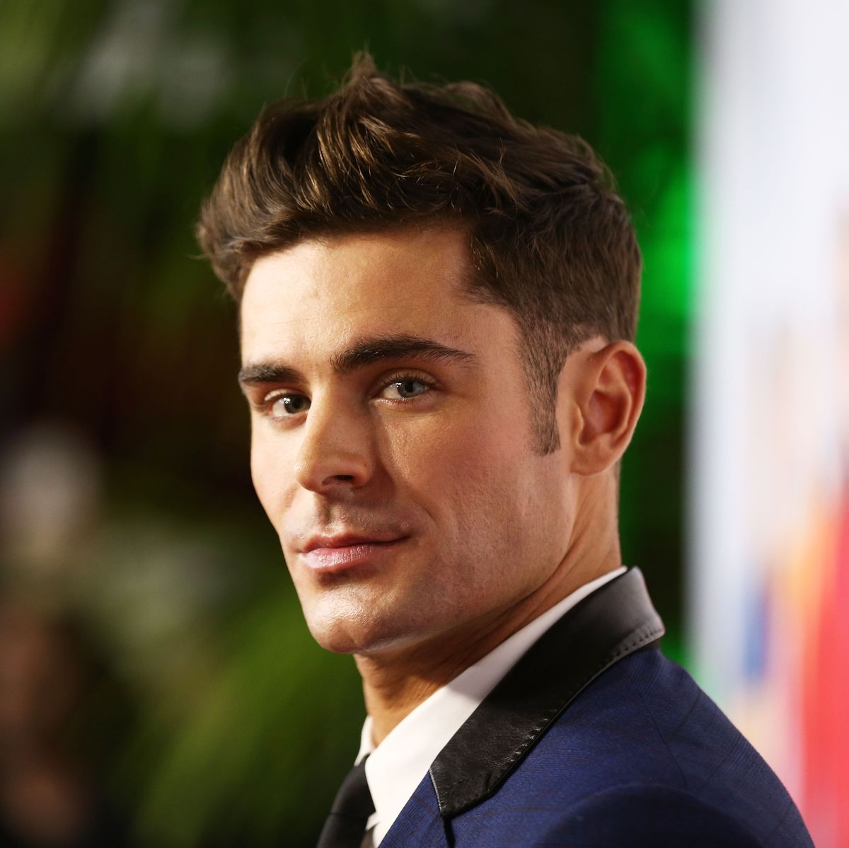 zac-efron-attends-the-australian-premiere-of-baywatch-at-news-photo-1662473014.jpg
