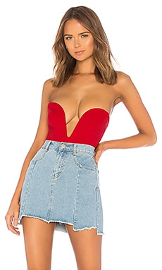 www.revolve.com