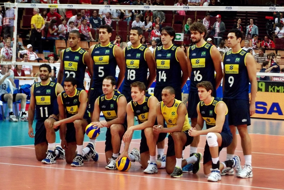 Brazil_national_volleyball_team_2012.jpg