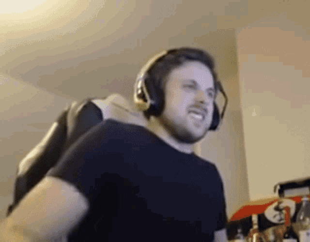t7ttaj9iys8c1.gif