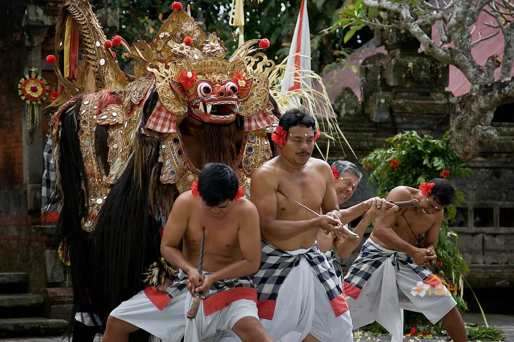 barong-dance-1.jpg